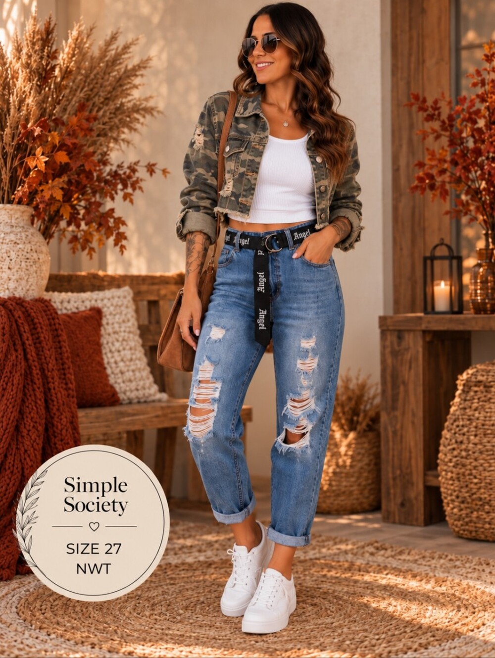 Simple Society NWT High Rise Distressed Mom Jeans | Angel Belt | Light Wash - Picture 1 of 15